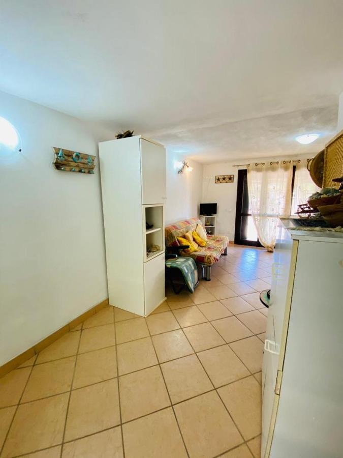 Appartamento I Geranei Centro San Teodoro  Exterior photo